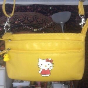 ❗️SALE❗️YELLOW HELLO KITTY GENUINE LEATHER PURSE